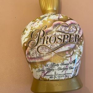 Prosper bronzing tanning lotion  1 left